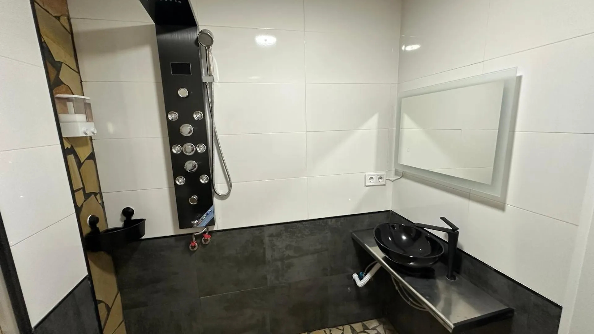 Rooms In Seafront Villa Malaga 0*,