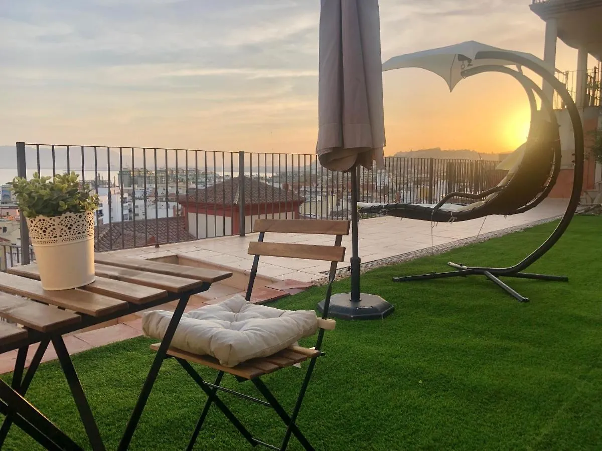 Privat bolig Rooms In Seafront Villa Málaga