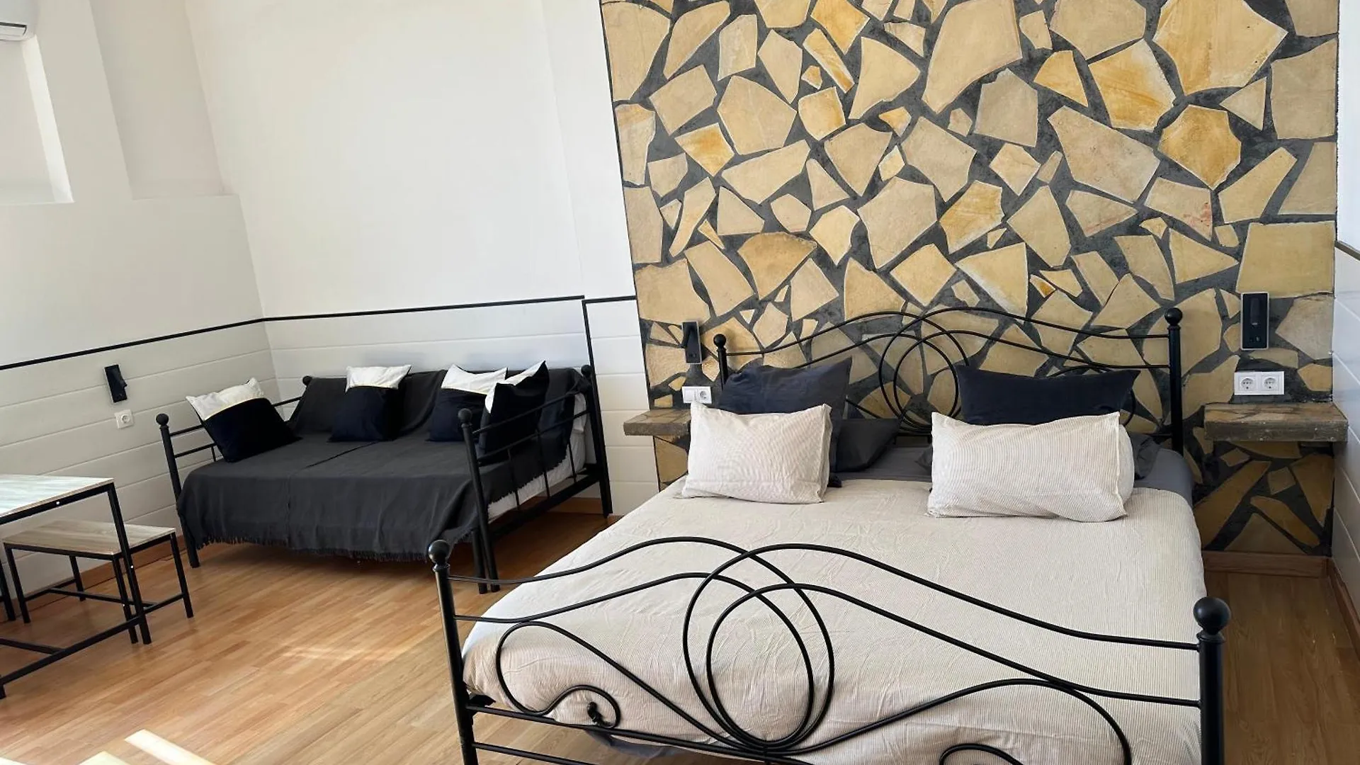 Rooms In Seafront Villa Malaga Spain