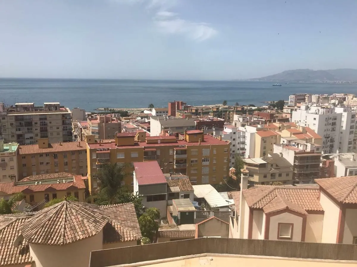 Rooms In Seafront Villa Màlaga Ubytování v soukromí