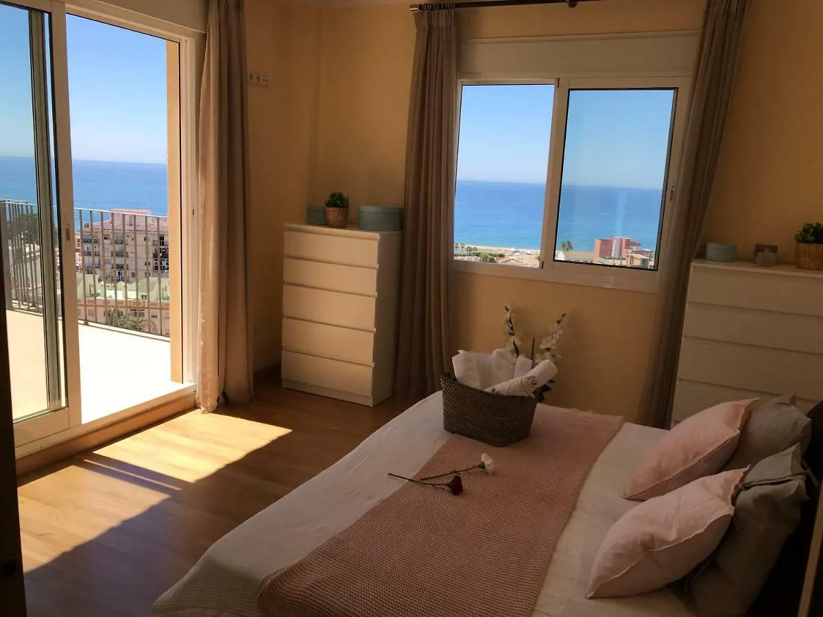 Rum i privatbostad Rooms In Seafront Villa Málaga Spanien