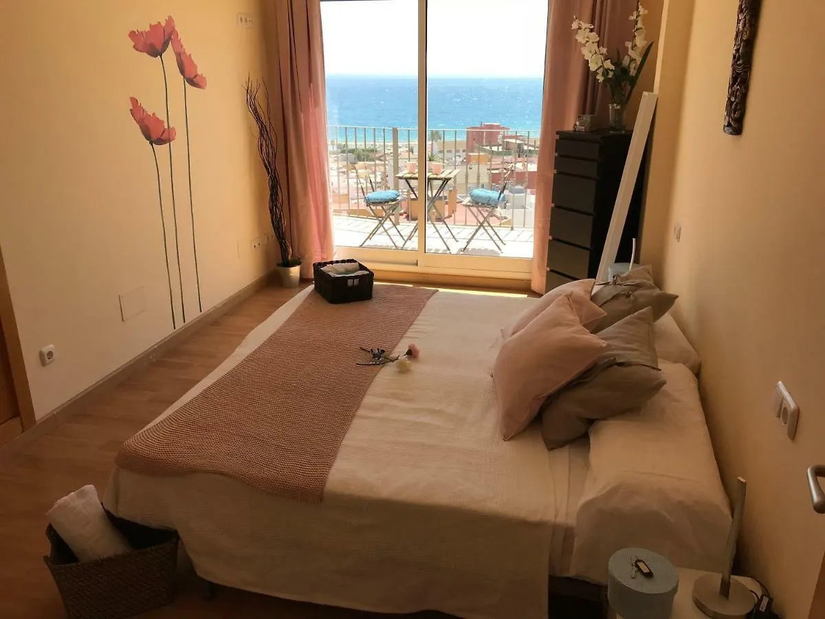 Rum i privatbostad Rooms In Seafront Villa Málaga