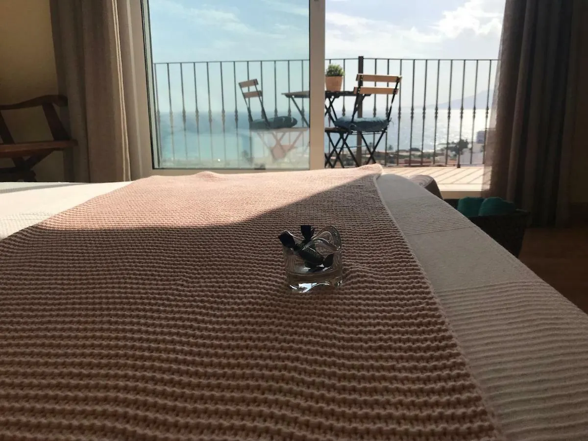 Rum i privatbostad Rooms In Seafront Villa Málaga
